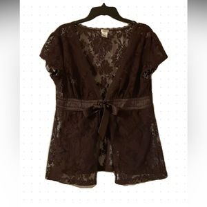 Studio Y lace overtop